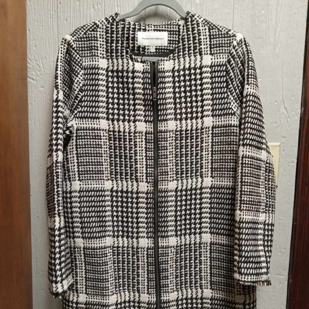 Cupcakes and Cashmere Fernando Herringbone Jacket